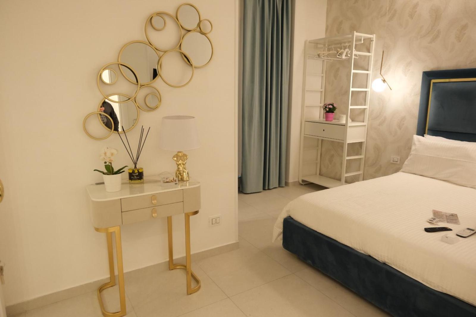 Luxury Masaniello Hotel Napoli Bagian luar foto