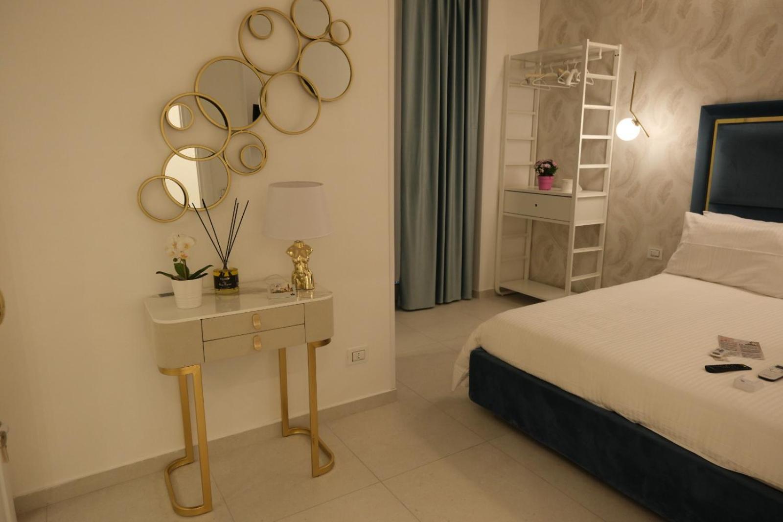 Luxury Masaniello Hotel Napoli Bagian luar foto