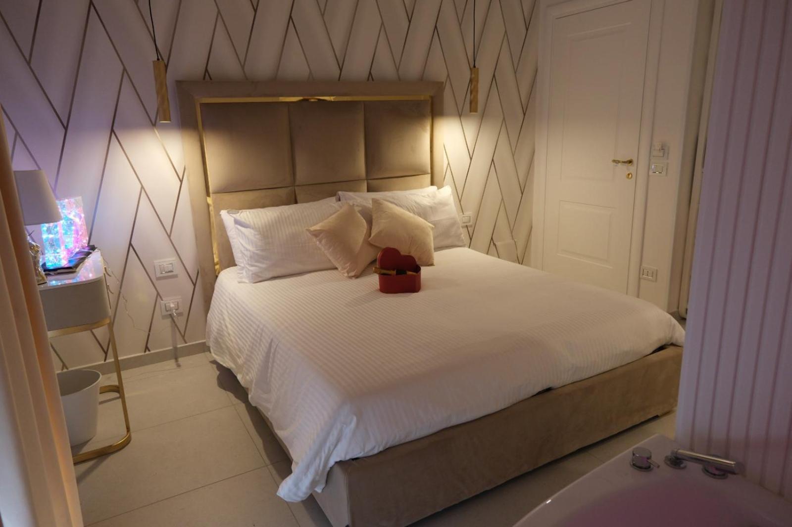 Luxury Masaniello Hotel Napoli Bagian luar foto