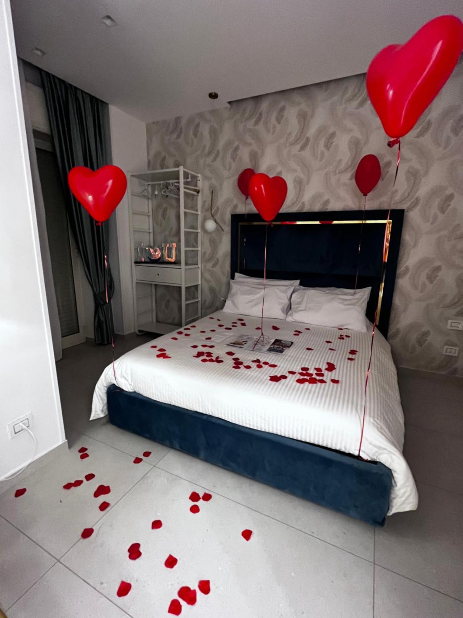 Luxury Masaniello Hotel Napoli Bagian luar foto