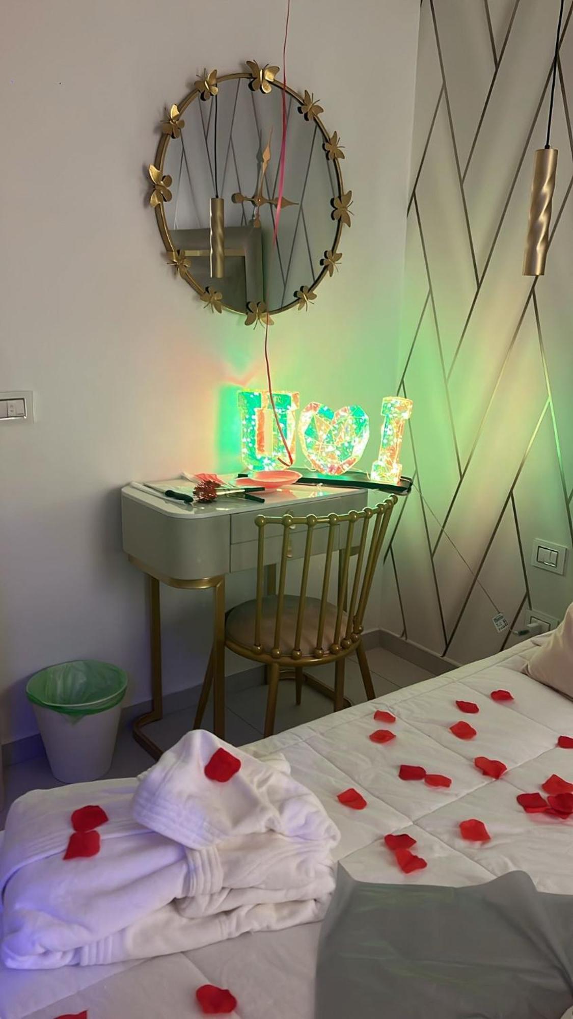 Luxury Masaniello Hotel Napoli Bagian luar foto